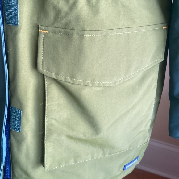 LANDS’ END Size Petite S Like New Squall Insulated Waterproof Winter Parka - Picture 4 of 15